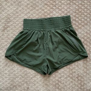 Dupe Lululemon shorts L